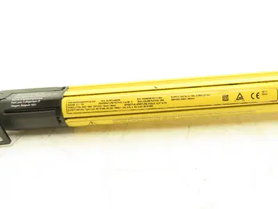 Banner SLPE14-690P8 EZ-SCREEN LP Safety Light Curtain Emitter 24VDC IP65