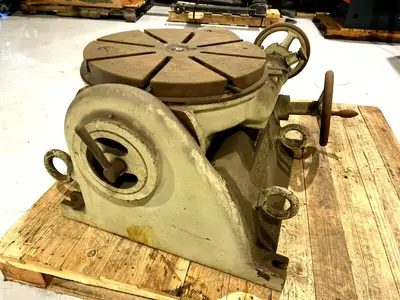 Used SOCIETE GENEVOISE ROTARY AND TILTING TABLE 17-3/4" DIAMETER Rotary Tables Michigan US | Maverick Industrial Sales #1122828