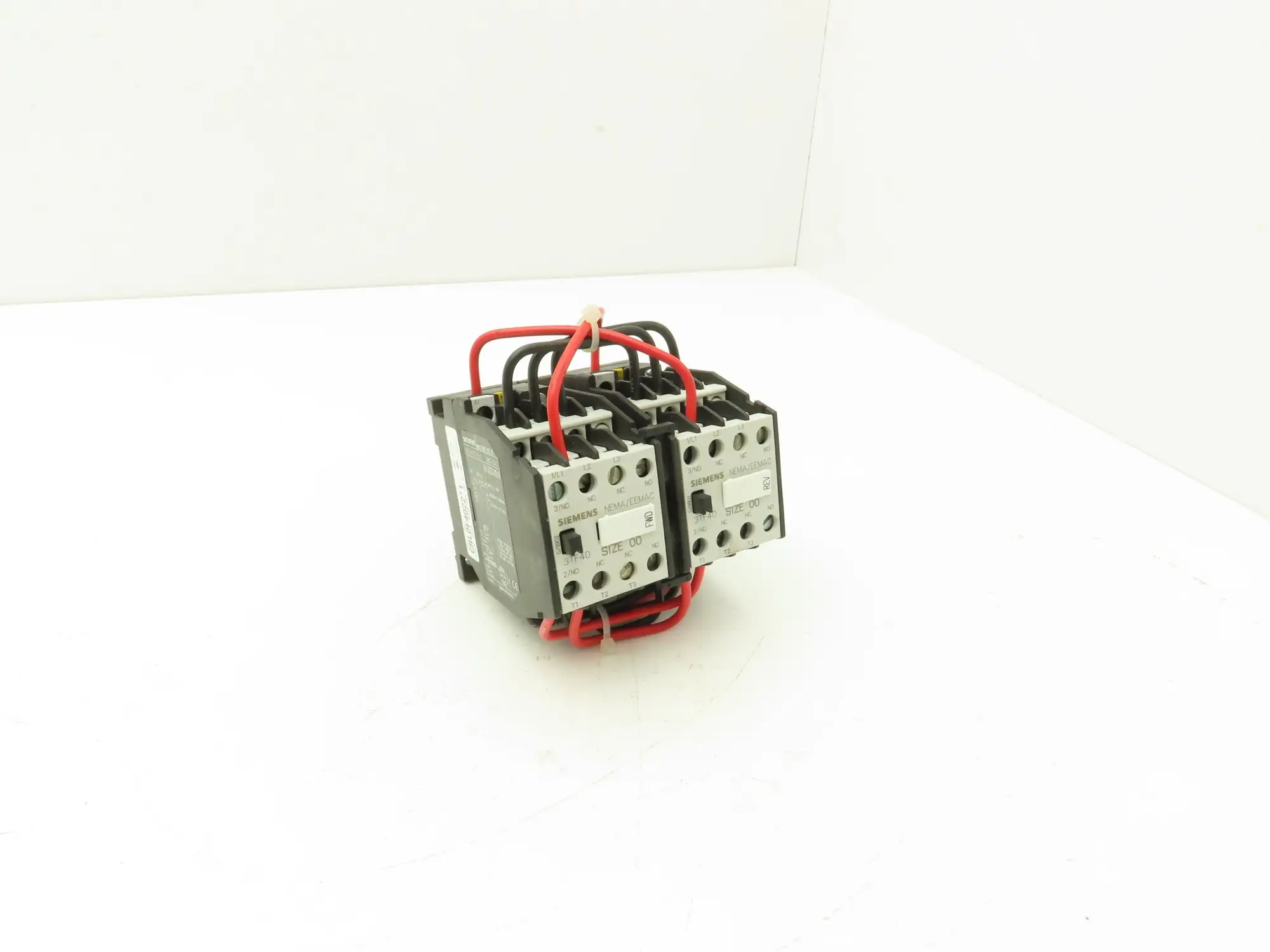Siemens CRL0F4022K1 Reversing Motor Starter Sz 00 NEMA 9A 600V Coil 120V 2NO 2NC