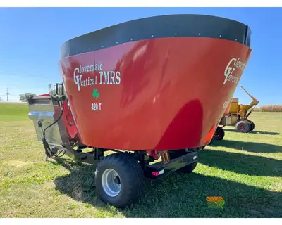 Used CLOVERDALE _UNKNOWN_ Feeder Wagons Iowa US | Keast Enterprises #1360120