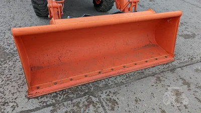 USED 2013 KUBOTA L3560