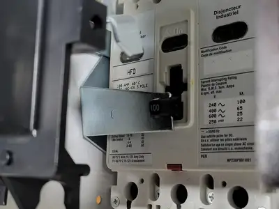 100/60A, 3 Pole, 600V Circuit Breaker HFD Bucket for Freedom 2100 MCC Frame