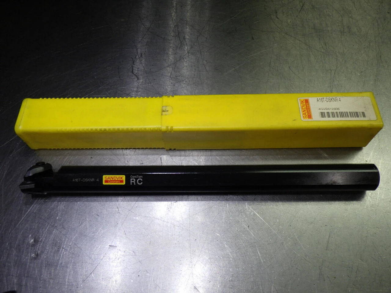 Sandvik 1.28" Coolant Thru Boring Bar 1" Shank 12.1" OAL A16T-DSKNR 4 (LOC1174A)