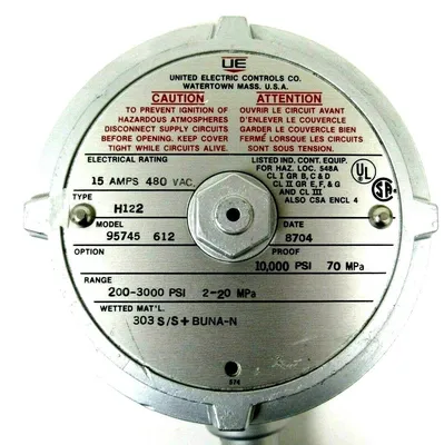 NEW UNITED ELECTRIC H122 PRESSURE SWITCH 95745-612