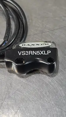 BANNER VS3RN5XLP PHOTOELECTRIC SENSOR. Loc5E-19
