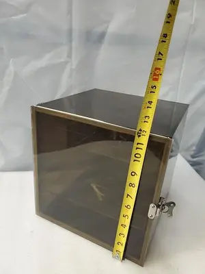 DESICCATOR CABINET