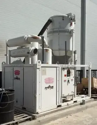 USED 2015 INDUSTRIAL VACUUM HURRICANE QC-150