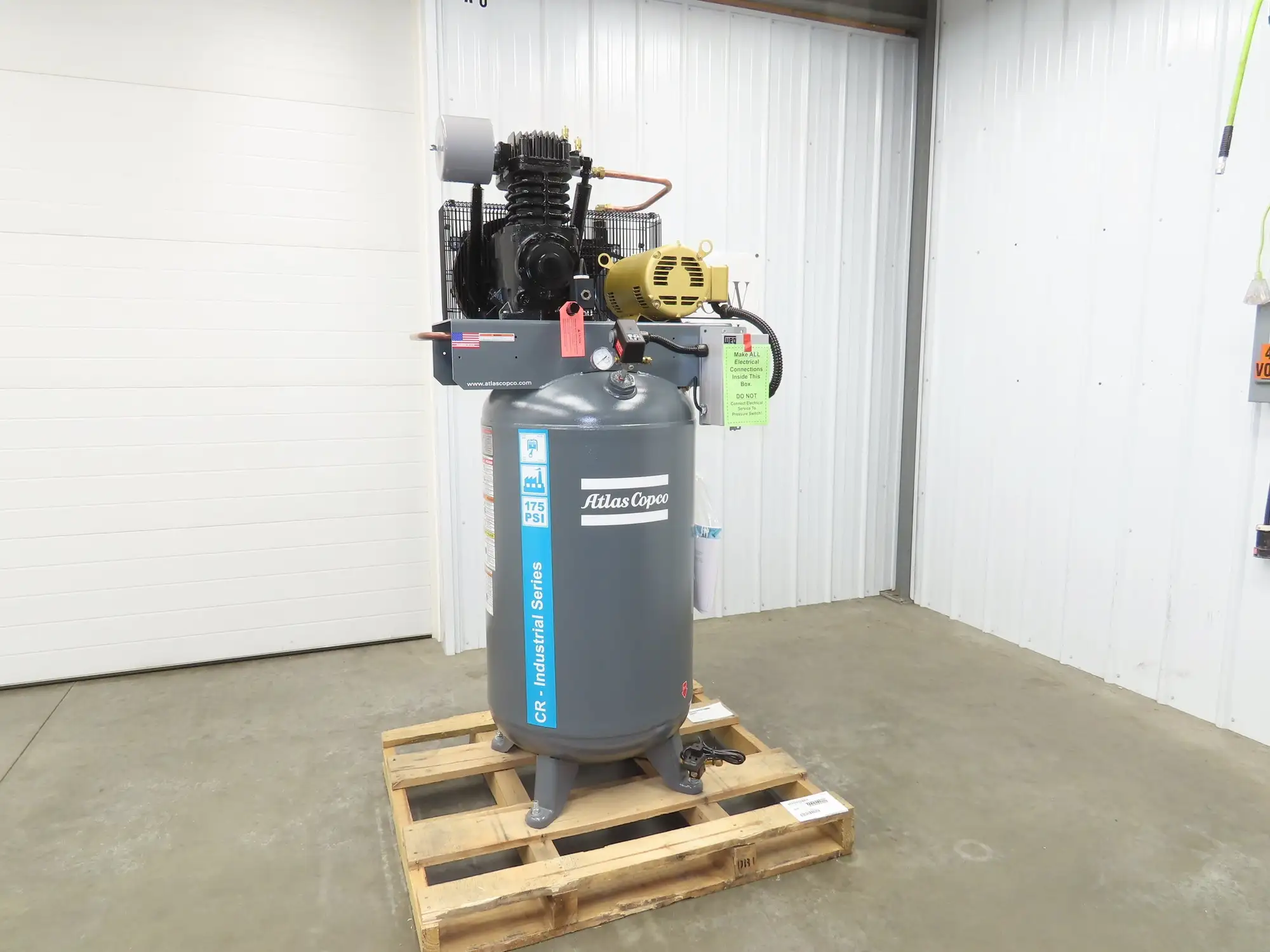 Atlas Copco CR5 Reciprocating Air Compressor 17CFM 5HP 460V 3Ph 80 Gal