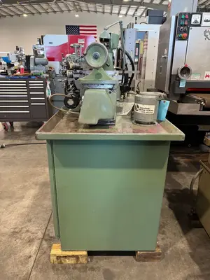 USED 1981 HARDINGE HLV-H-EM