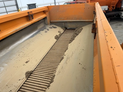 Used 2003 VOLVO VHD 6X4 Dump trucks Michigan US | Miedema Asset Management Group #1414287