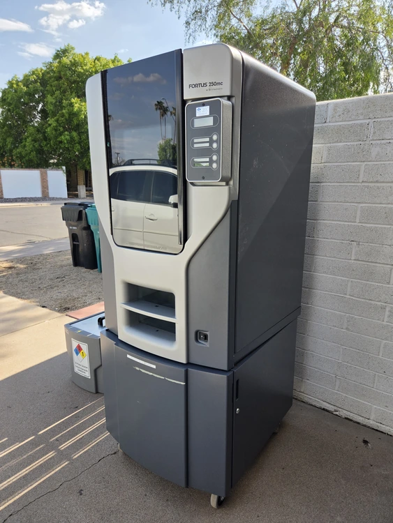 Used 2011 STRATASYS FORTUS 250MC 3D Printers Illinois US | 520 Machinery Sales LLC #1322937