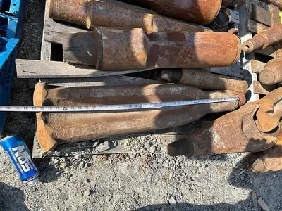 Used AFTERMARKET 9-3/4” D X 40" L CHISEL BIT FOR CABLE TOOL Other Cutting Tools Pennsylvania US | East West Machinery & Drilling #1417593