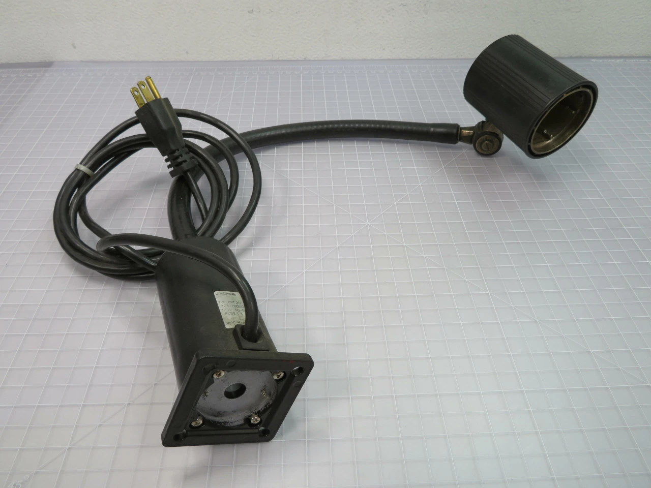 Used WALDMANN _UNKNOWN_ Lamps | OCO Industrial #1767387
