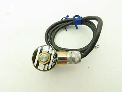 Honeywell Skinner V5L39580 Solenoid Valve 2-Way NC 120V 50 PSI 1/4" NPT