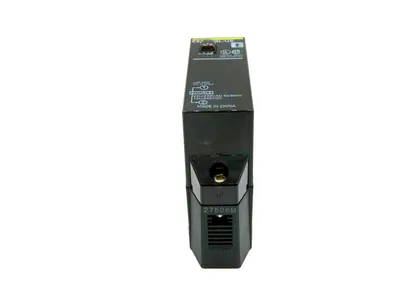 NEW OMRON E3JM-10M4T-US PHOTOELECTRIC SWITCH E3JM10M4TUS