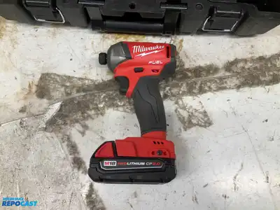 Milwaukee M18 Fuel 1/2” Hammer Drill/Driver and 1/4” Impact Kit with Battery and Rapid Charger, New