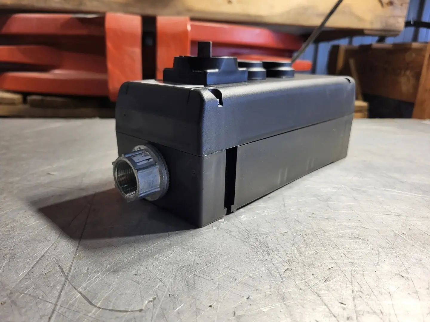 NEW CROUSE-HINDS CHG434
