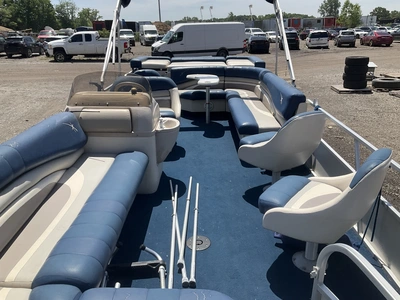 USED 1998 STARCRAFT STARDECK 261