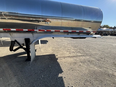 Used 2017 WALKER MILK TANKER TRAILER Tanker Trailers Michigan US | Miedema Asset Management Group #1709424