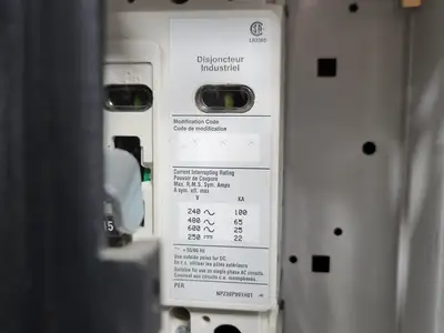 Used EATON CUTLER-HAMMER HFD3015 Switchgears British Columbia CA | Lenmark #239894