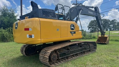 USED 2023 Deere 210 P-TIER