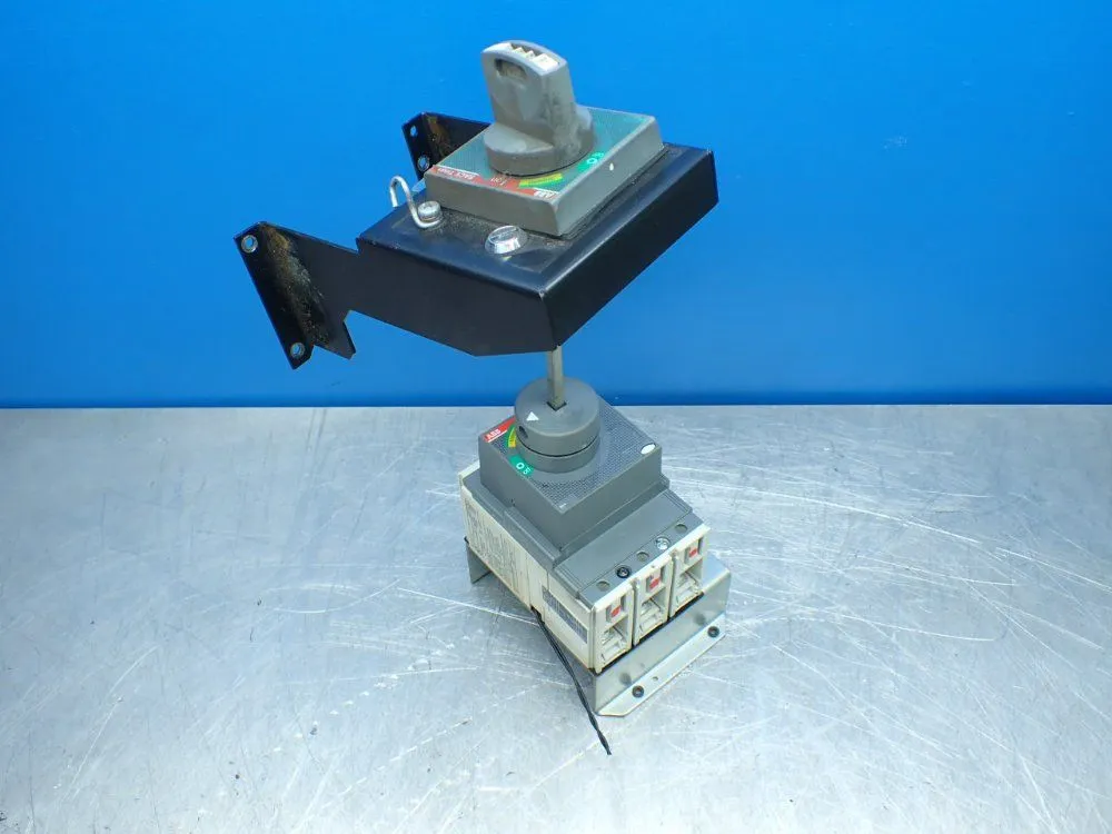 Used ABB TMAX T2H 100 Circuit Breakers Ohio US | HGR 24 #879652