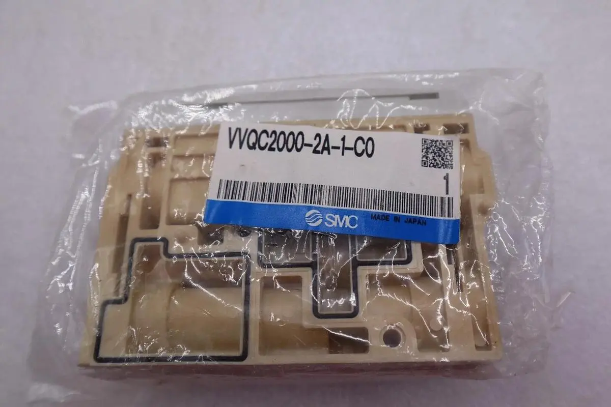 NEW OPEN BOX SMC VVQC2000-2A-1-C10 VVQC20002A1C10  STOCK 1386-A