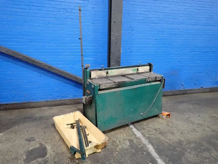 Used TENNSMITH _UNKNOWN_ Power Squaring Shears (Gauge) Ohio US | HGR 24 #1150435