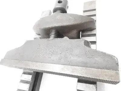 USED AZAIE PRESS VISE