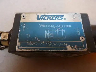 USED VICKERS DGMX2-3-PP-CW-S-40