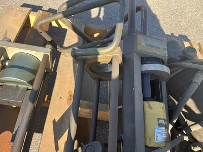 USED PARKER HYDRAULIC CRIMPER SYSTEM