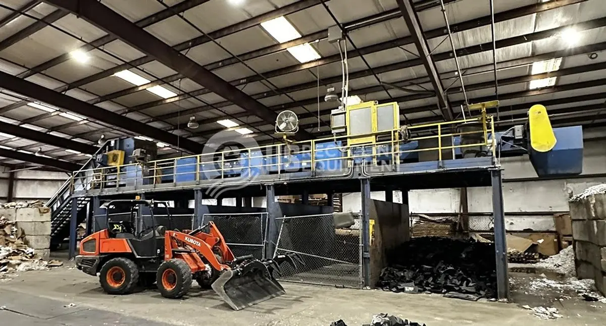 USED 1997 POWER TORQUE, INC. HUSTLER 10 MAN SORT LINE