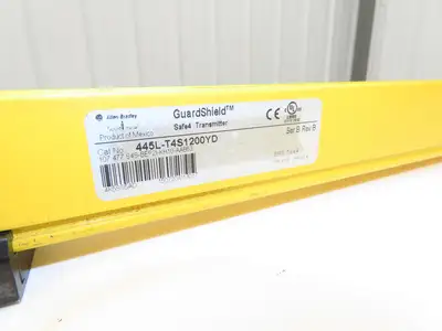 A-B GuardShield 445L-P2S1200YD Light Curtain Transmitter/Receiver Set 1200mm