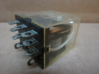 USED OMRON LY3