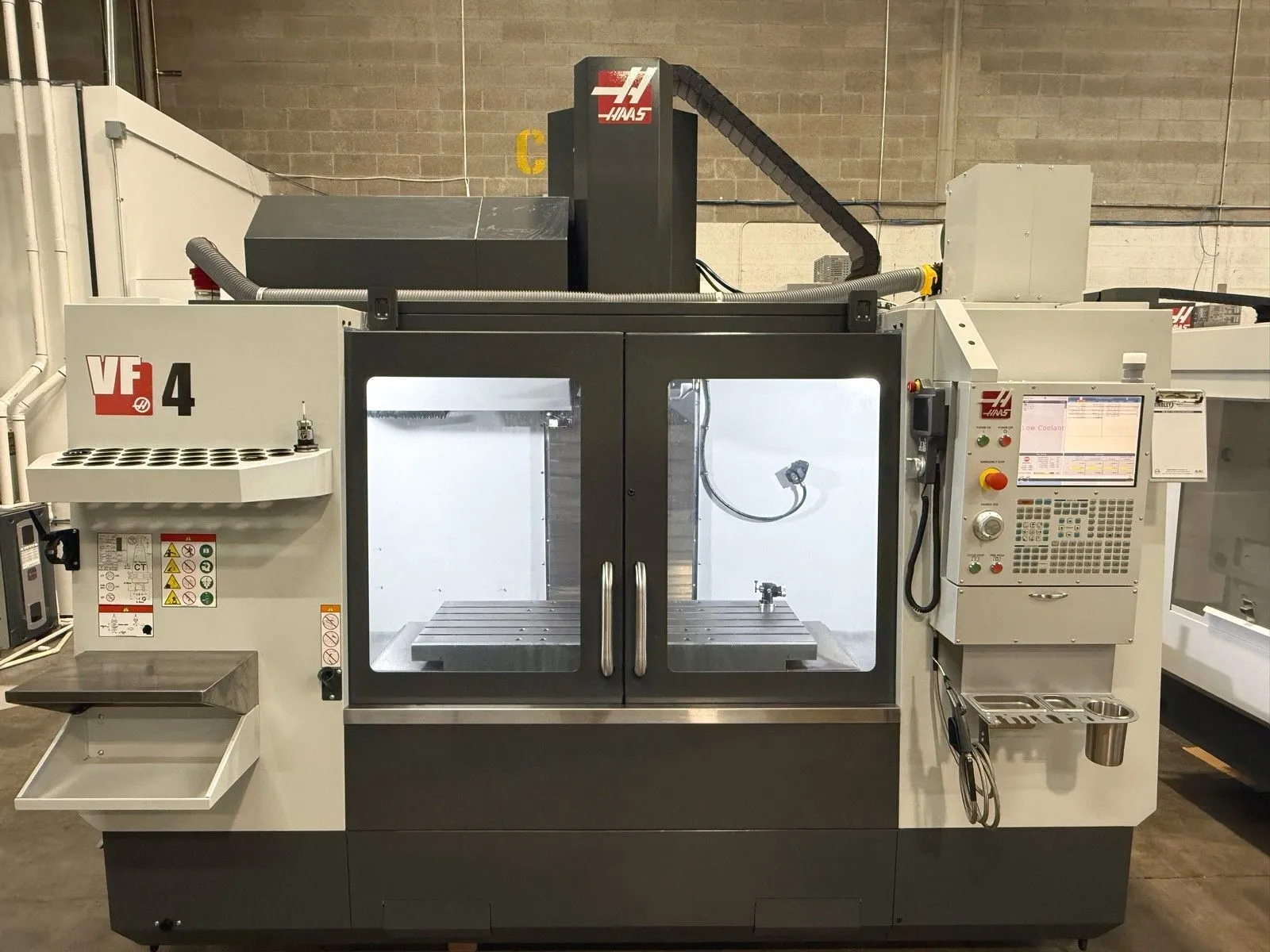 Used 2023 HAAS VF-4 Vertical Machining Centers Michigan US | Hindley Machine Tool Sales, LLC #1343205