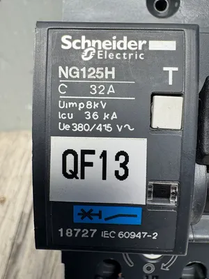 Schneider Electric 18727 Electrical/PLC/Automation | ESS Industrial Equipment Sales (6)