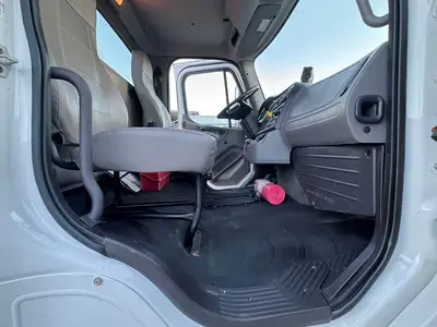 Used 2020 FREIGHTLINER M2 Carhaulers Florida US | Truck and Van Outlet #1509252