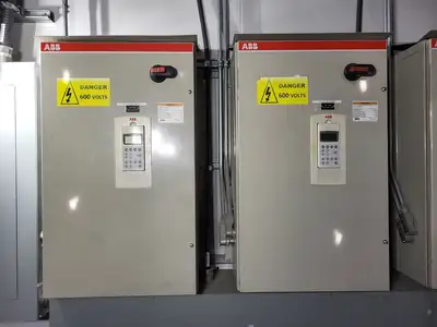 5 kV E-House Genset Control Room PDC w/ 9 x 1200 amp Breaker