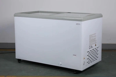168-0047 FDF16CF 50" Sliding Glass Self Contained Chest Freezer
