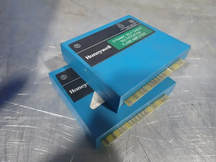 Used HONEYWELL R7847C1005 Industrial Controls Ohio US | HGR 24 #872895