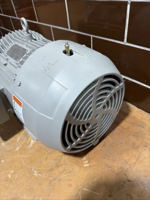 NEW Siemens 1LE23212BA216AB2-Z