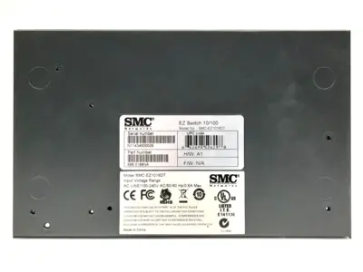 SMC-EZ1016DT | Unmanaged Fast Ethernet Switch, 16-Ports RJ-45 10/100 Mbps - Used
