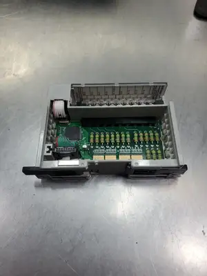 USED Allen-Bradley 1769-IQ16 Ser A Rev 2 CompactLogix I/O Input Module