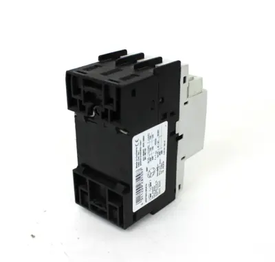 USED SIEMENS 3RV1021-0KA10