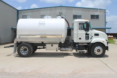 New | in-Stock 2026 MACK MD6 Septic/Sewer/Vacuum Trucks Texas US | Roll Off Truck World #1491894