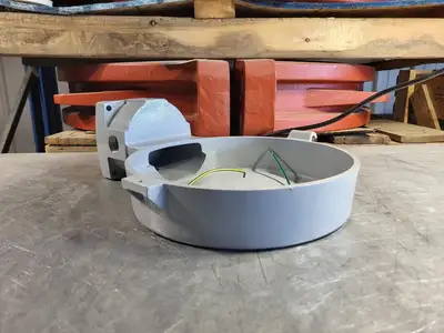 NEW CROUSE-HINDS TWM2