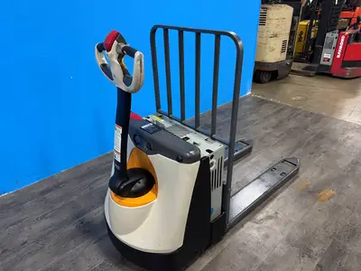 Used CROWN WP3045-45 Electric Pallet Trucks Minnesota US | Birnstengel Equipment #1554062