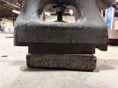 LODGE & SHIPLEY 35" STEADY REST