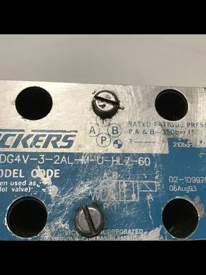 USED VICKERS DG4V-3-2AL-M-U-HL7-60