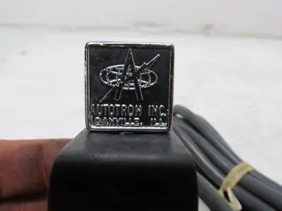 Autotron E8BC Photoelectric Sensor